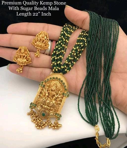 Premium Quality Kemp Stone Sugar Beads Long Temple Pendant Mala Necklace Set For Women