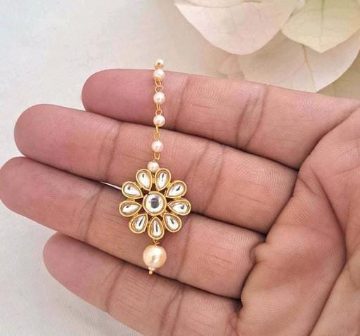 Elegant Uncut Polki Kundan Headpiece Maangtikka For Girls & Women