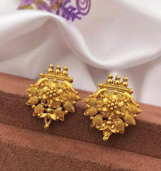 Tiny Gold Polish Wedding Wear Ethnic Gold Stud Earrings For Women & Girls