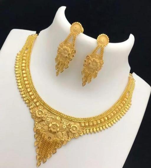 Vintage Gold Matte Finish Southindian Designer Leaf Statement Gold Plated Jewellery Set For Women & Girls