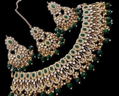 Designer bollywood Gold Plated White Traditional jewelry set, Set With Choker Earrings maang tikka, Kundan Necklace Set, Earrings, Jhumka