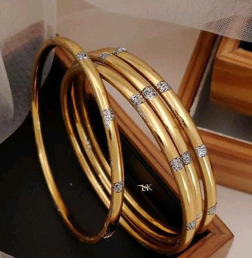 Golden Self Design Kada Bangles Set, South Indian Statemen Gold Bangles, Bollywood Bangles, Personalized Bangles, Golden Bangles