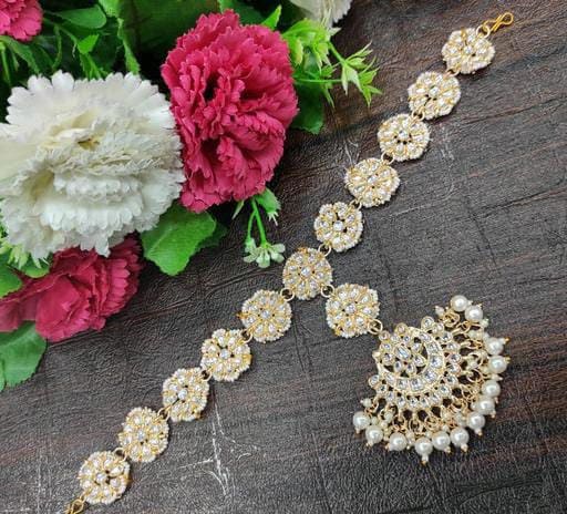 Delicate Bollywood Maangtikka / Sheesh Patti/ Mathapatti/ Forehead Jewelry/ Bridal Maang Tikka/ Gold Maang Tika/ Tikka/ Indian Jewelry