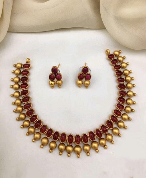 Gold Ruby Stone  Necklace, South Indian Bridal Antique Matte Choker Set, Gold Beaded Saree Jewelry Chic Necklace Set, Minimalist Jewelry