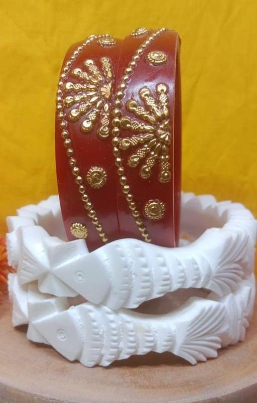 Sakha Mota Fish Sakha Red White Plain Pola Bangles, Shakha Pola Bangles, Red White Copper Plated Bangles, Acrylic Bangles, Bangoli Bangles