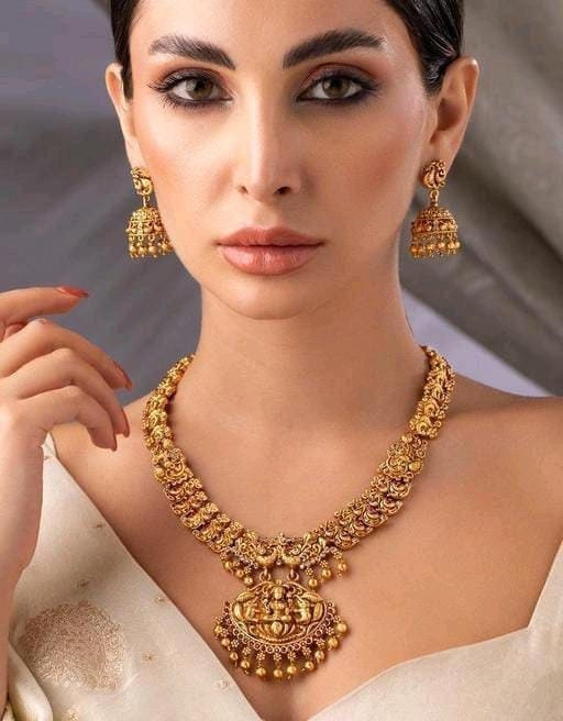 Temple Gold South Indian Bridal Antique Matte Choker Set, Earrings, Handmade Gold Beaded Saree Jewelry Chic Necklace Set, Minimalist Jewelry